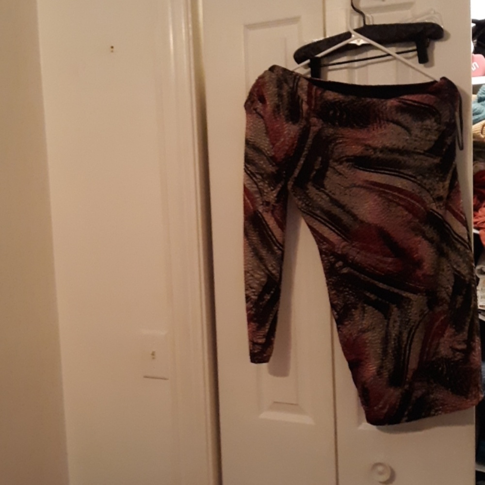 Off shoulder 1/2 dress